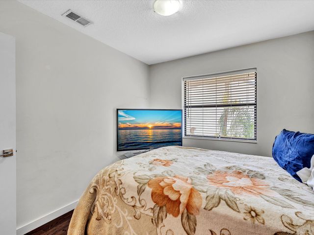 4335 Carambola Circle N, Coconut Creek, FL 33066