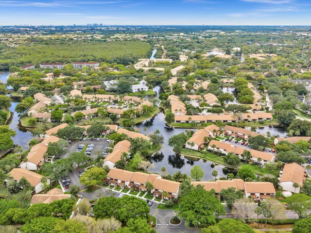4335 Carambola Circle N, Coconut Creek, FL 33066