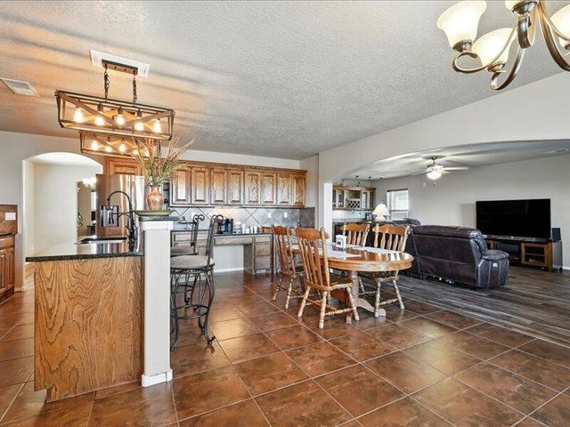 6223 Calle Pinon NW, Albuquerque, NM 87114