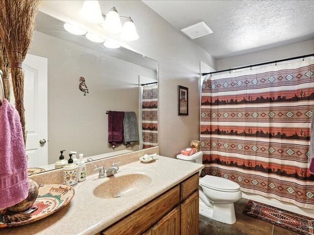 6223 Calle Pinon NW, Albuquerque, NM 87114