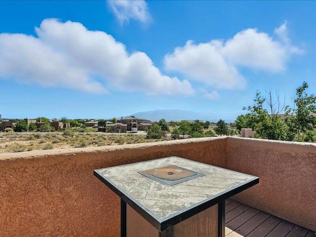 6223 Calle Pinon NW, Albuquerque, NM 87114