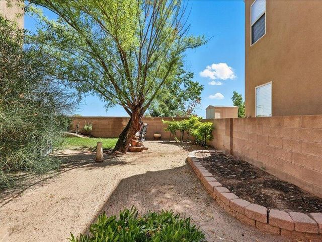 6223 Calle Pinon NW, Albuquerque, NM 87114