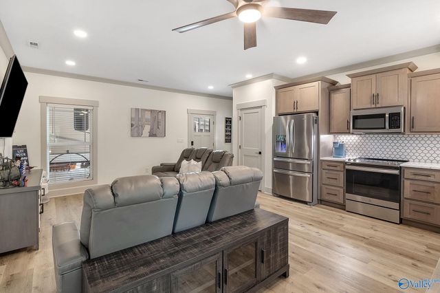 1727 Convict Camp Road 57, Guntersville, AL 35976