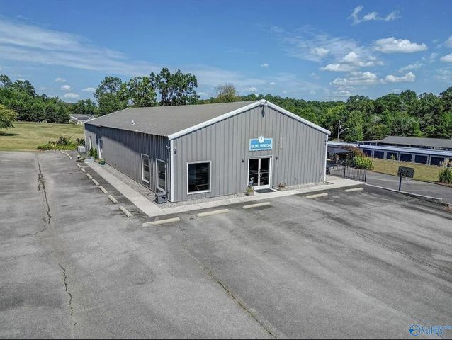 1727 Convict Camp Road 57, Guntersville, AL 35976
