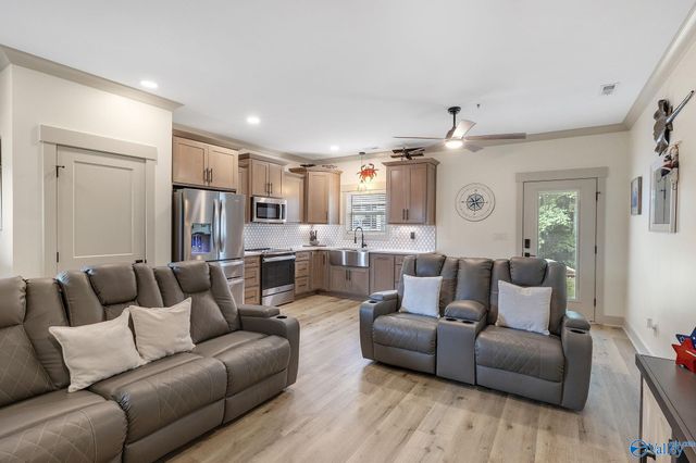 1727 Convict Camp Road 57, Guntersville, AL 35976