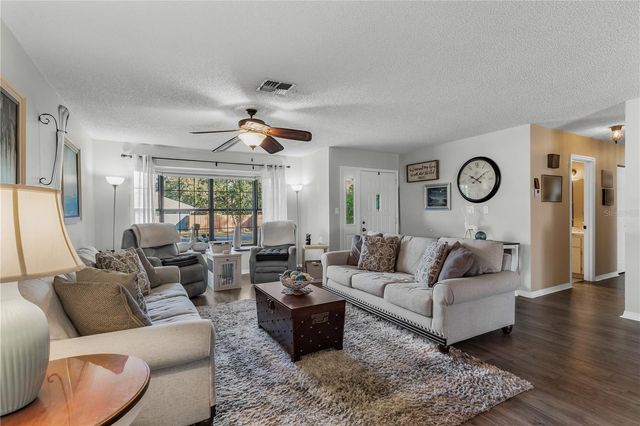 2013 EDGEWOOD AVENUE, Leesburg, FL 34748