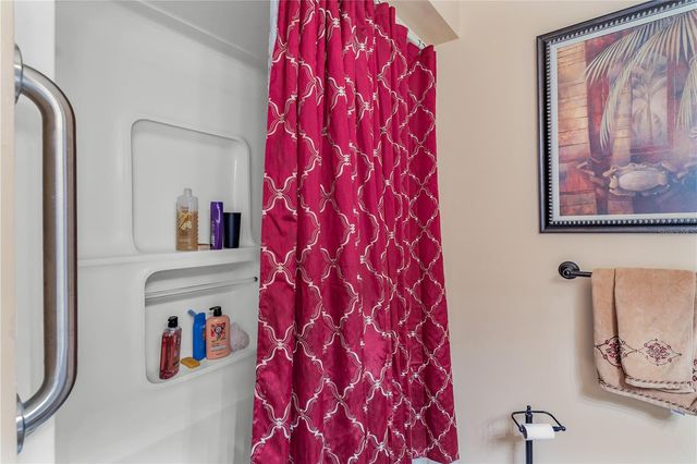 2013 EDGEWOOD AVENUE, Leesburg, FL 34748