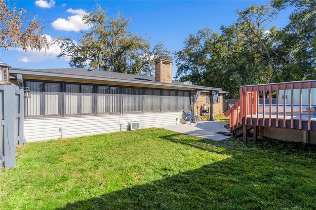 2013 EDGEWOOD AVENUE, Leesburg, FL 34748