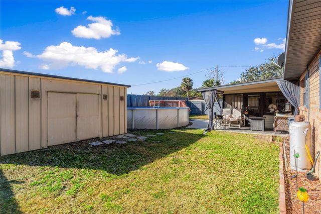 2013 EDGEWOOD AVENUE, Leesburg, FL 34748