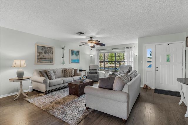 2013 EDGEWOOD AVENUE, Leesburg, FL 34748