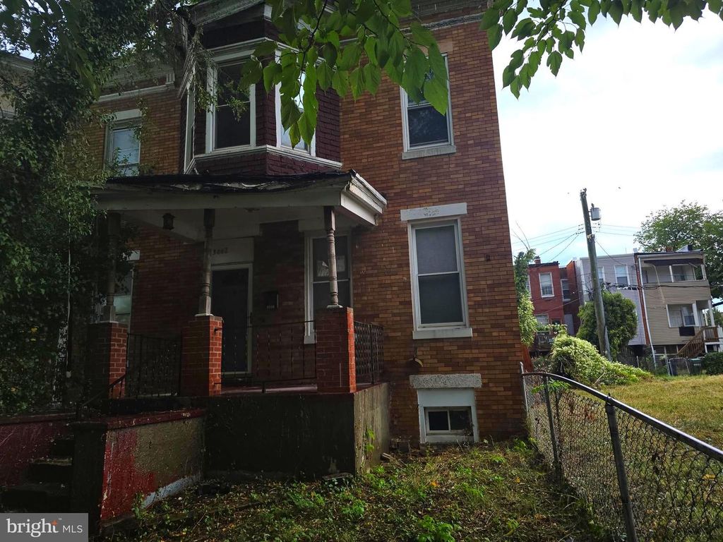 3002 PRESSTMAN ST, Baltimore, MD 21216