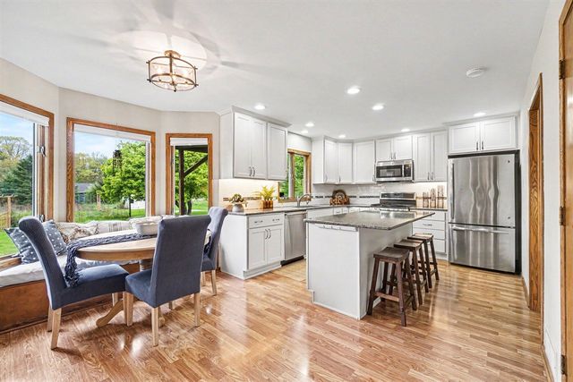 7889 N 26th Street, Kalamazoo, MI 49004