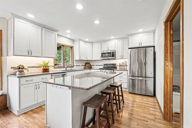 7889 N 26th Street, Kalamazoo, MI 49004
