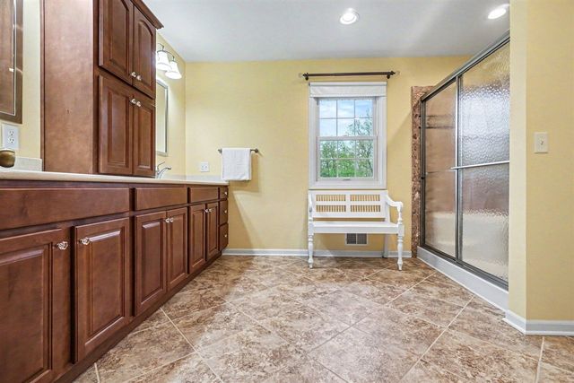 7889 N 26th Street, Kalamazoo, MI 49004