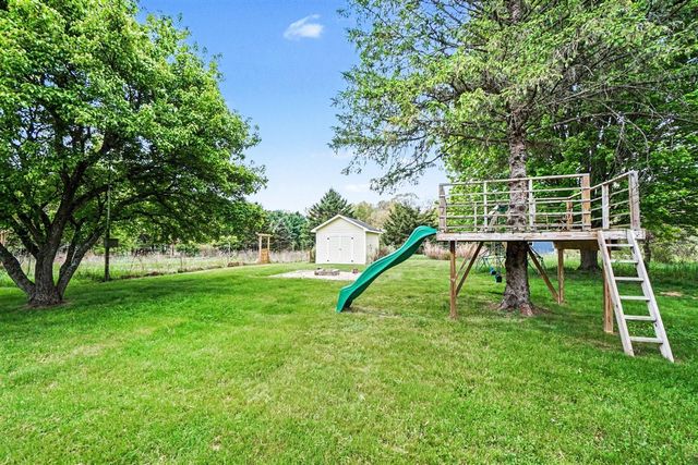 7889 N 26th Street, Kalamazoo, MI 49004