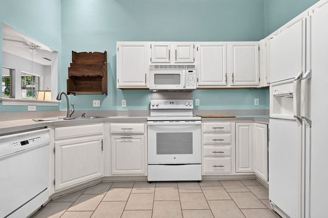 131 Cobblestone Dr., Pawleys Island, SC 29585