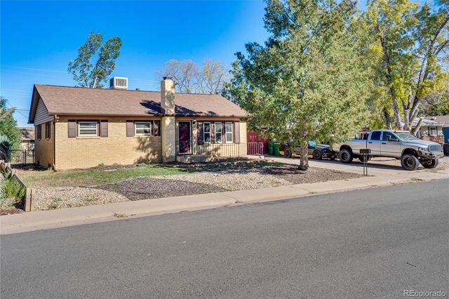 3411 W 4th Street Road, Greeley, CO 80634