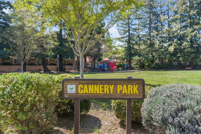 935 La Mesa Terrace G, Sunnyvale, CA 94086