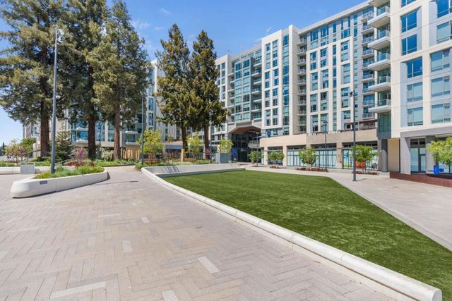 935 La Mesa Terrace G, Sunnyvale, CA 94086