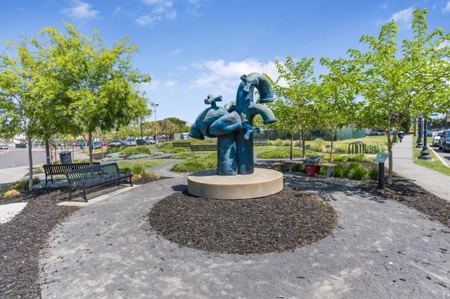 935 La Mesa Terrace G, Sunnyvale, CA 94086