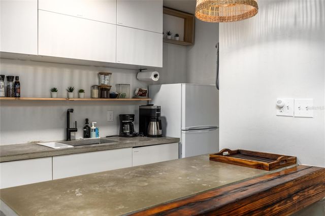 1700 SW 16TH COURT E2, Gainesville, FL 32608