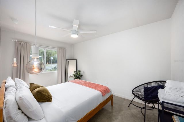 1700 SW 16TH COURT E2, Gainesville, FL 32608