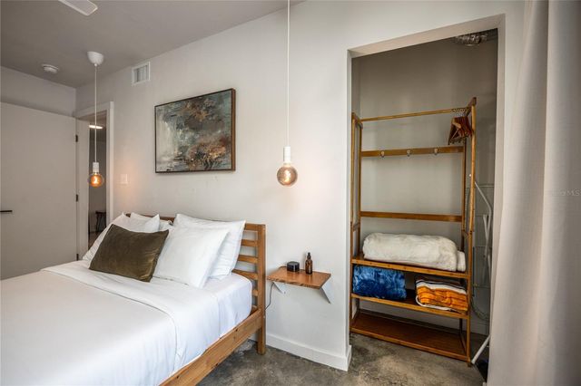 1700 SW 16TH COURT E2, Gainesville, FL 32608