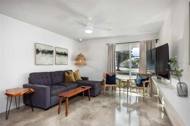 1700 SW 16TH COURT E2, Gainesville, FL 32608