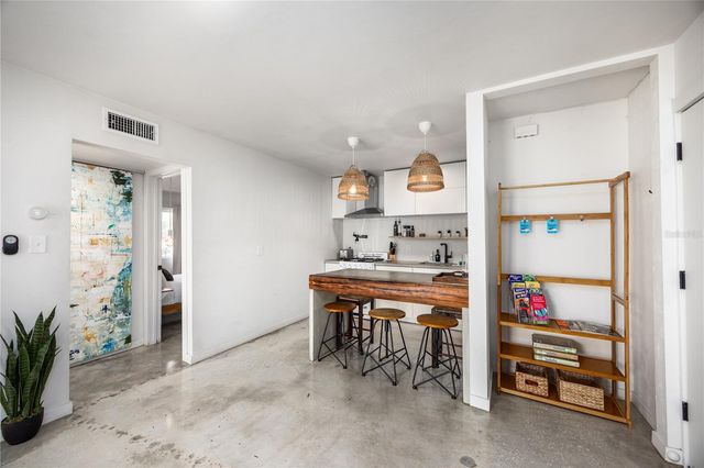 1700 SW 16TH COURT E2, Gainesville, FL 32608