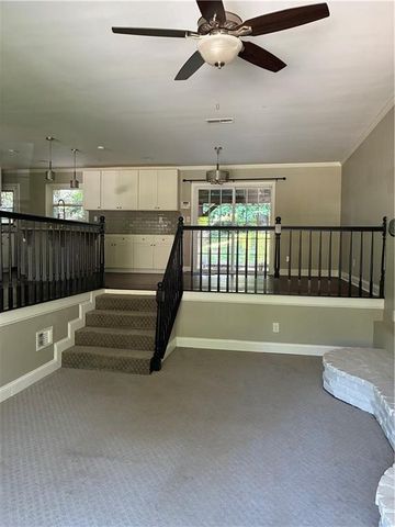 2465 Spring SE Drive, Smyrna, GA 30080