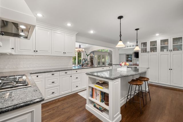 1 Old Colony Drive, Dover, MA 02030