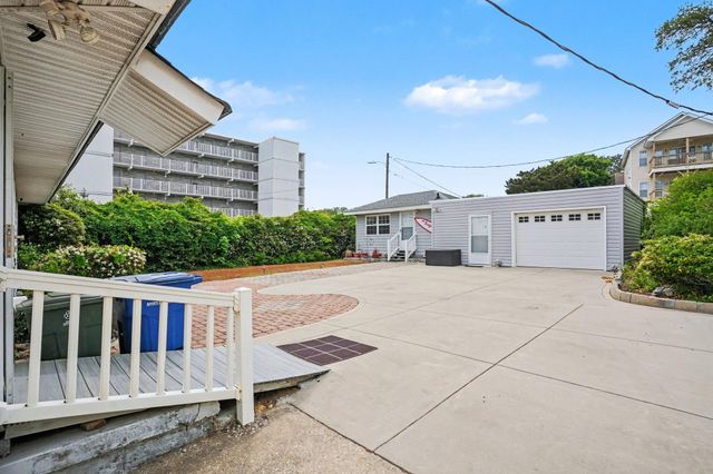 5705 N Ocean Blvd., Myrtle Beach, SC 29577