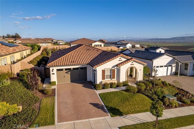 1335 Silvia Lane, Nipomo, CA 93444