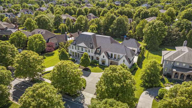 391 Jones Pkwy, Brentwood, TN 37027