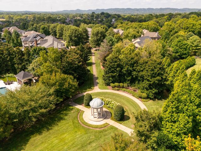 391 Jones Pkwy, Brentwood, TN 37027