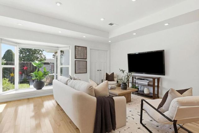 29492951 Driftwood Drive, San Jose, CA 95128