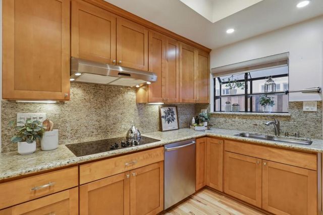 29492951 Driftwood Drive, San Jose, CA 95128