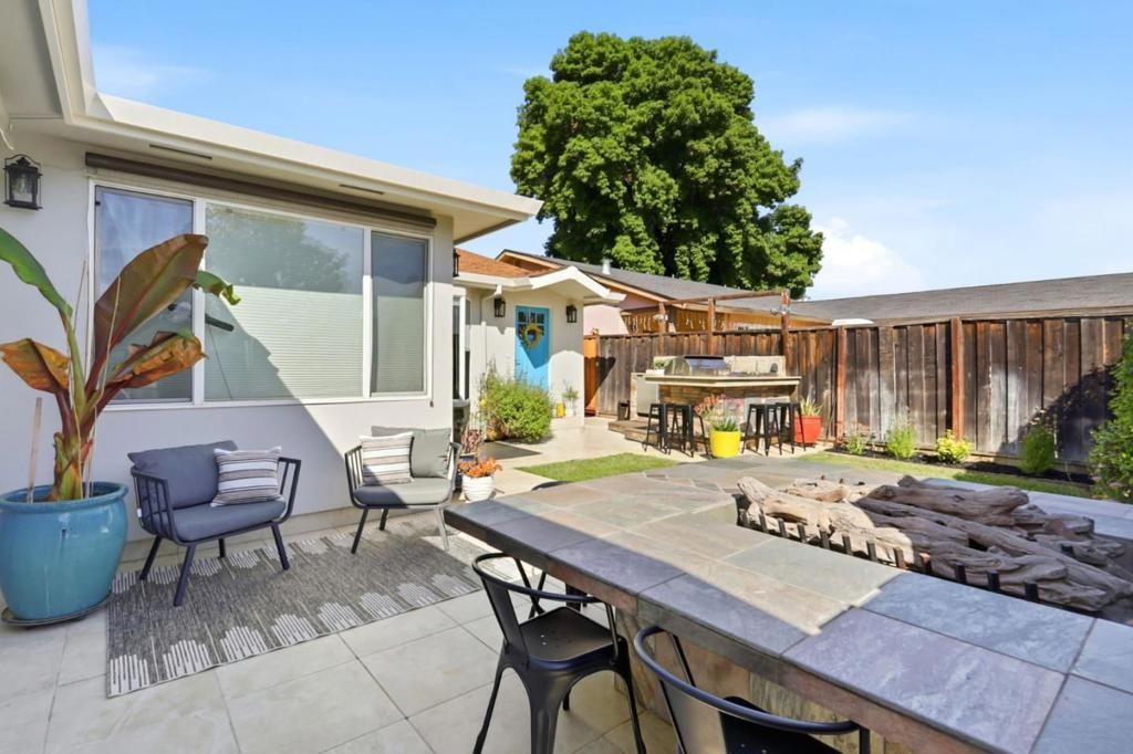 Image 5 of property listing at 29492951 Driftwood Drive, San Jose, CA 95128