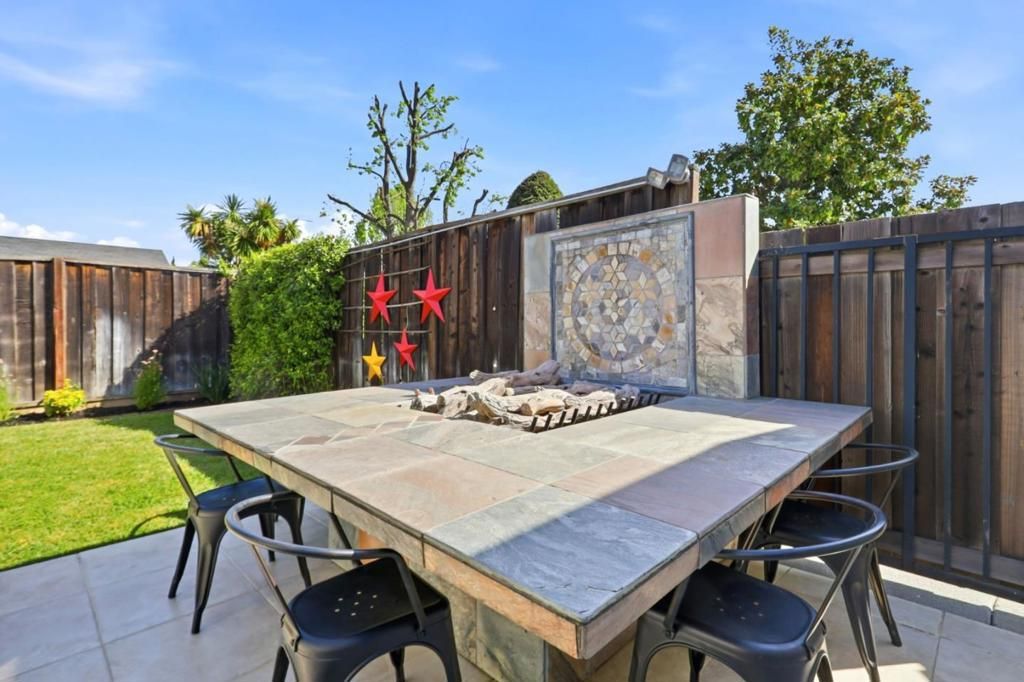 Image 6 of property listing at 29492951 Driftwood Drive, San Jose, CA 95128