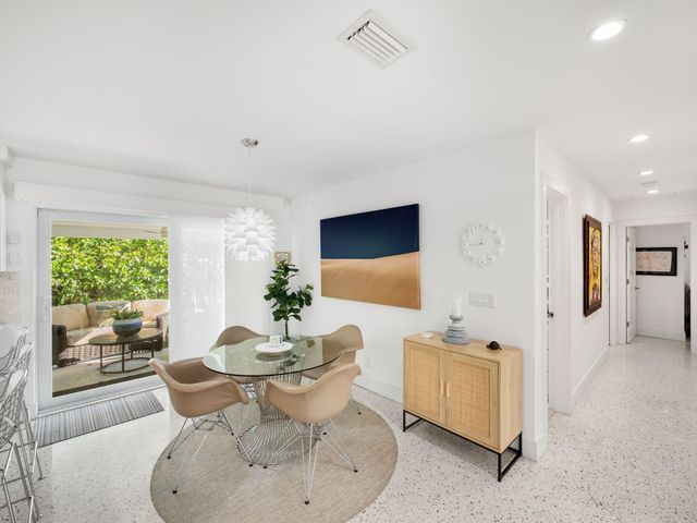 471 Mars Way, Juno Beach, FL 33408