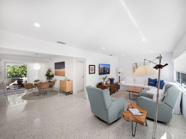 471 Mars Way, Juno Beach, FL 33408