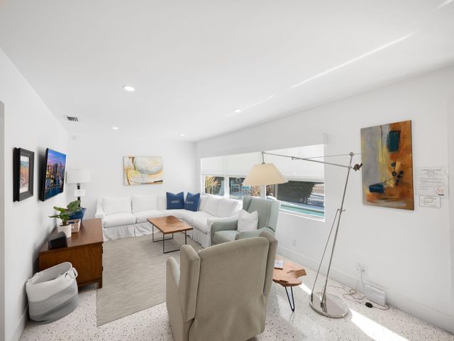 471 Mars Way, Juno Beach, FL 33408