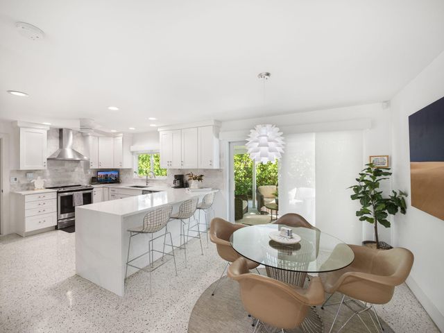 471 Mars Way, Juno Beach, FL 33408