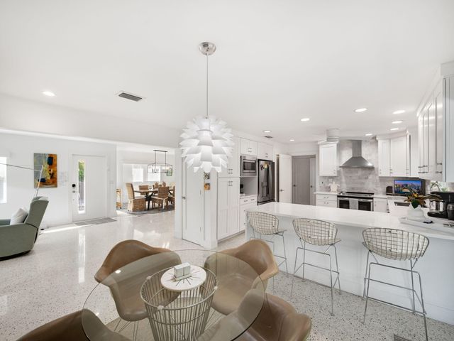 471 Mars Way, Juno Beach, FL 33408