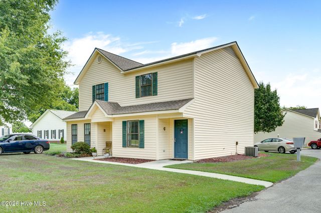 611 SE Railroad Street, Wallace, NC 28466