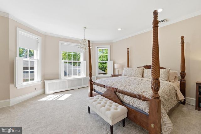 406 WARWICK RD, Haddonfield, NJ 08033