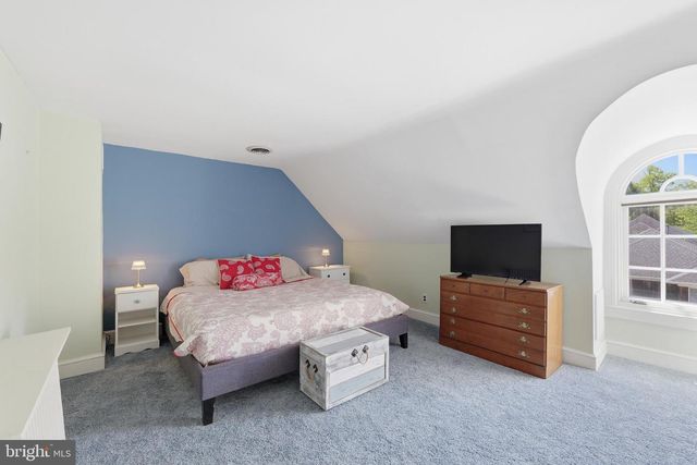 406 WARWICK RD, Haddonfield, NJ 08033