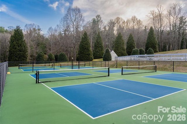 000 Hollybrook Drive S-15, Flat Rock, NC 28731
