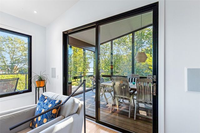 18 Collins Terrace, Jamestown, RI 02835