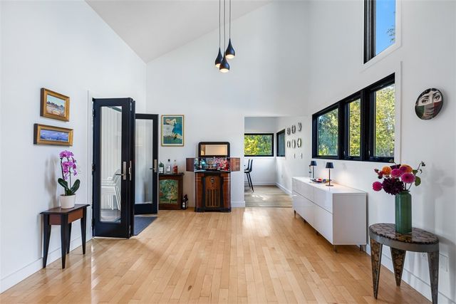 18 Collins Terrace, Jamestown, RI 02835